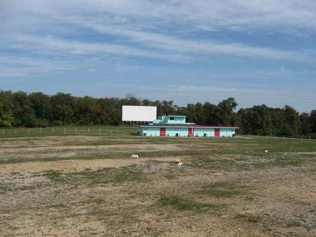 Twin Hi-Way Drive-In - 2013 Photo (newer photo)